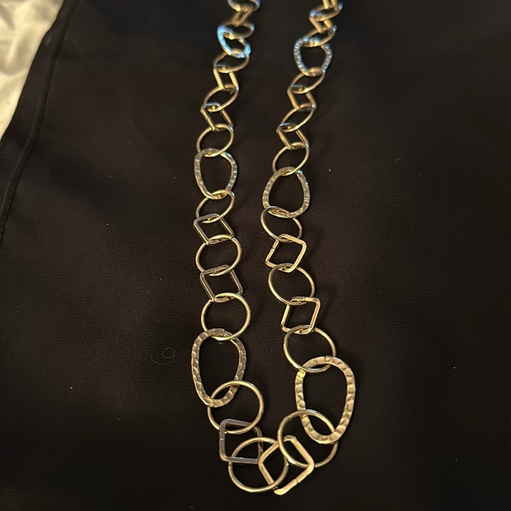 Long chain - Picture 2 of 3